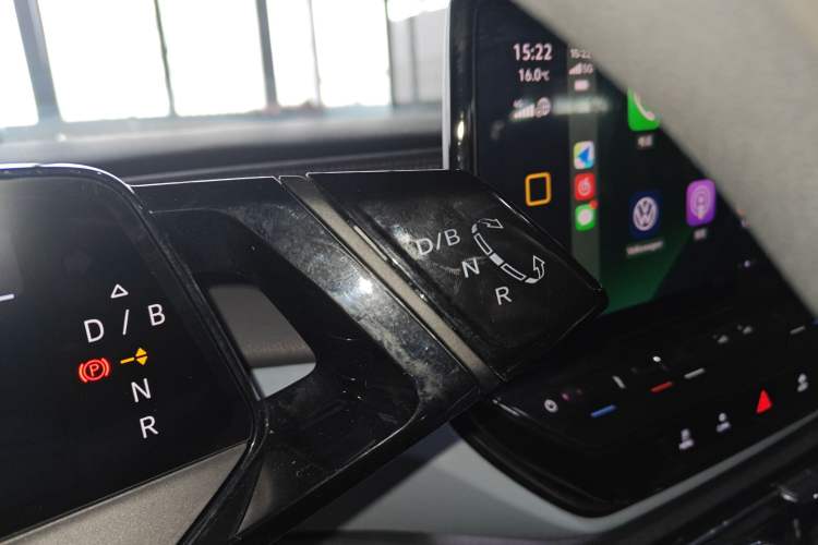 Used Volkswagen ID.4 X 2021 Pure+ Long-Range Edition Gear Lever