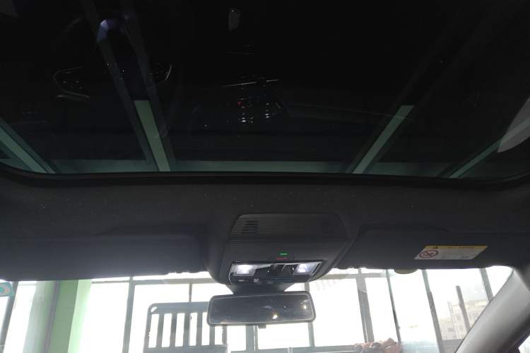 Used Volkswagen ID.4 X 2021 Pure+ Long-Range Edition Headliner