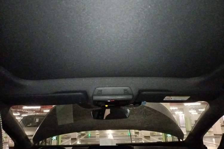 Used Volkswagen ID.4 X 2021 Pro Smart Long-Range Edition Headliner