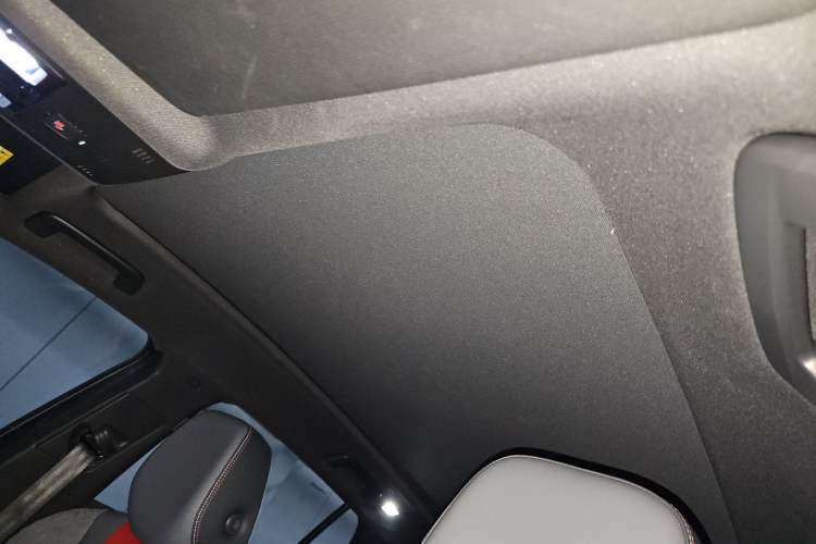 Used Volkswagen ID.4 X 2021 Prime Kinergy Four-Wheel Drive Edition Headliner