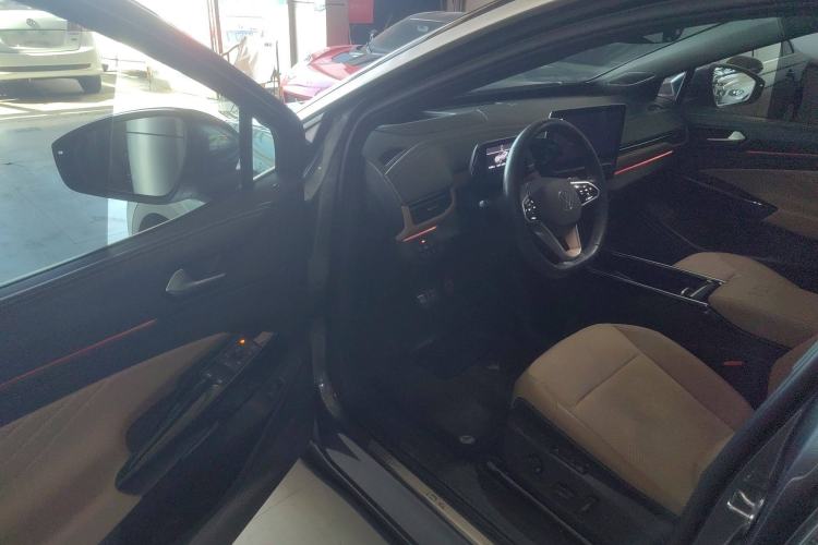 Used Volkswagen ID.4 X 2021 Prime Kinergy Four-Wheel Drive Edition Interior 2