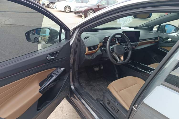 Used Volkswagen ID.4 X 2021 Prime Kinergy Four-Wheel Drive Edition Interior 3