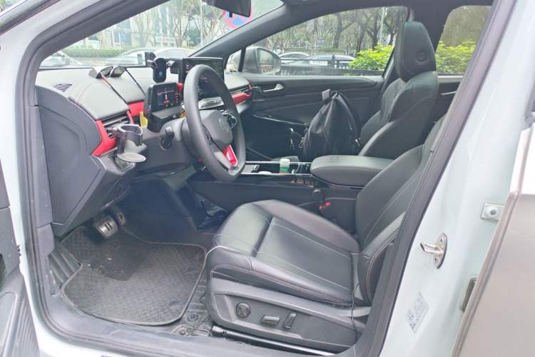 Used Volkswagen ID.4 X 2021 Pure+ Long-Range Edition Left Front Seat