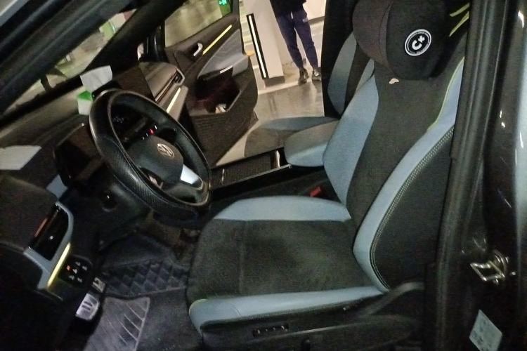 Used Volkswagen ID.4 X 2021 Pro Smart Long-Range Edition Left Front Seat