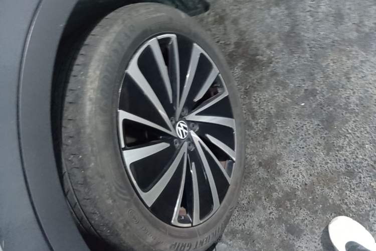 Used Volkswagen ID.4 X 2021 Pro Smart Long-Range Edition Left Front Wheel Hub