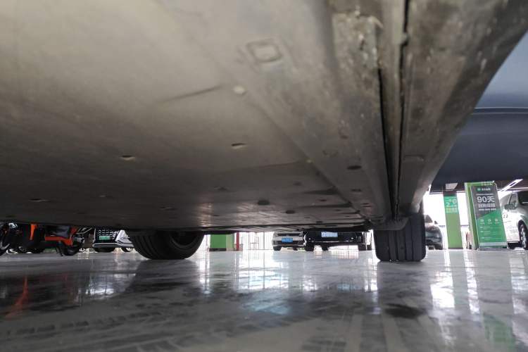Used Volkswagen ID.4 X 2021 Pure+ Long-Range Edition Left Side Sill