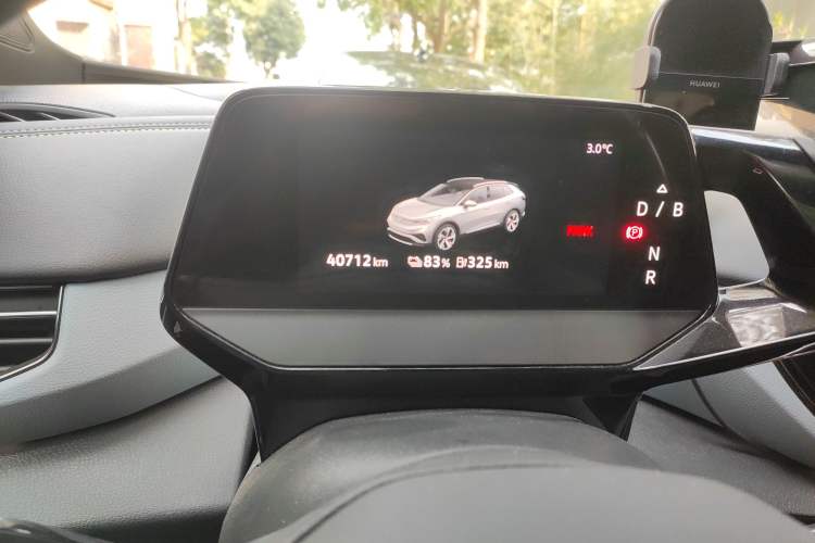 Used Volkswagen ID.4 X 2021 Kinergy All-Wheel Drive Early-Bird Edition Odometer Close Up