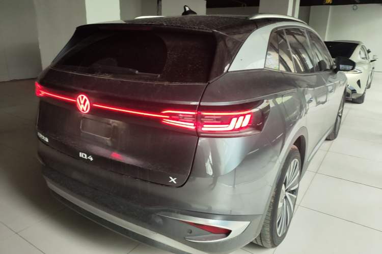 Used Volkswagen ID.4 X 2021 Pro Smart Long-Range Edition Rear Right 45 Deg