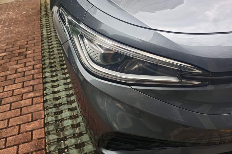 Used Volkswagen ID.4 X 2021 Pro Smart Long-Range Edition Right Front Headlight