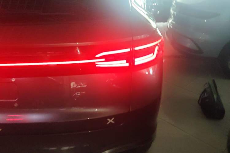 Used Volkswagen ID.4 X 2021 Pro Smart Long-Range Edition Right Rear Taillight