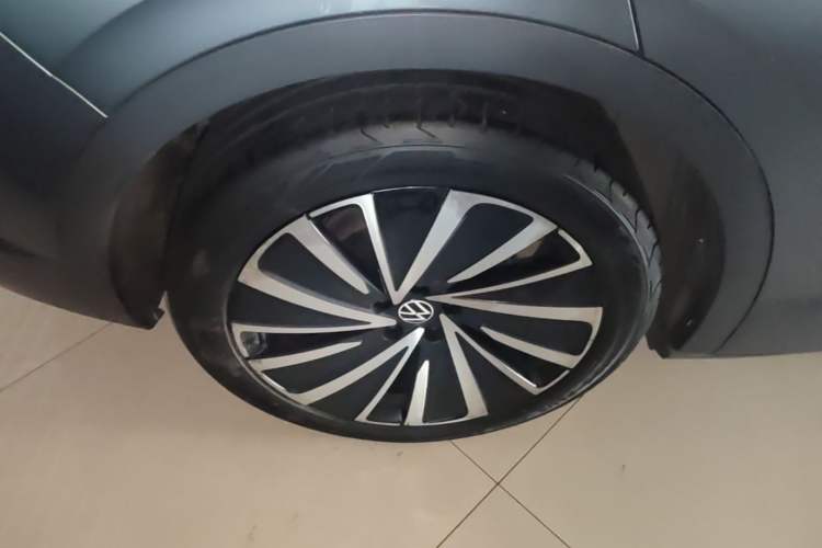 Used Volkswagen ID.4 X 2021 Pro Smart Long-Range Edition Right Rear Wheel Hub