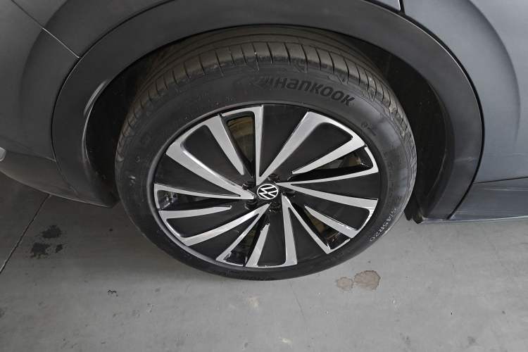 Used Volkswagen ID.4 X 2021 Pure+ Long-Range Edition Right Rear Wheel Hub