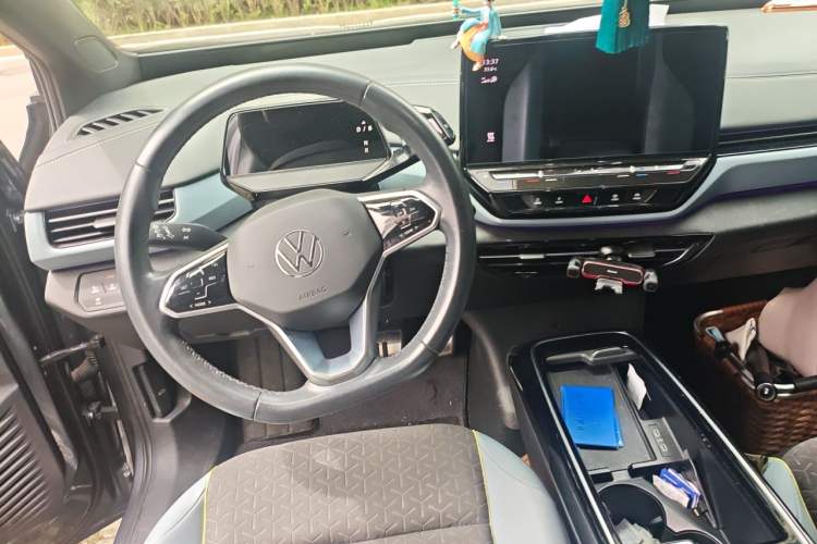 Used Volkswagen ID.4 X 2021 Pro Smart Long-Range Edition Steering Wheel
