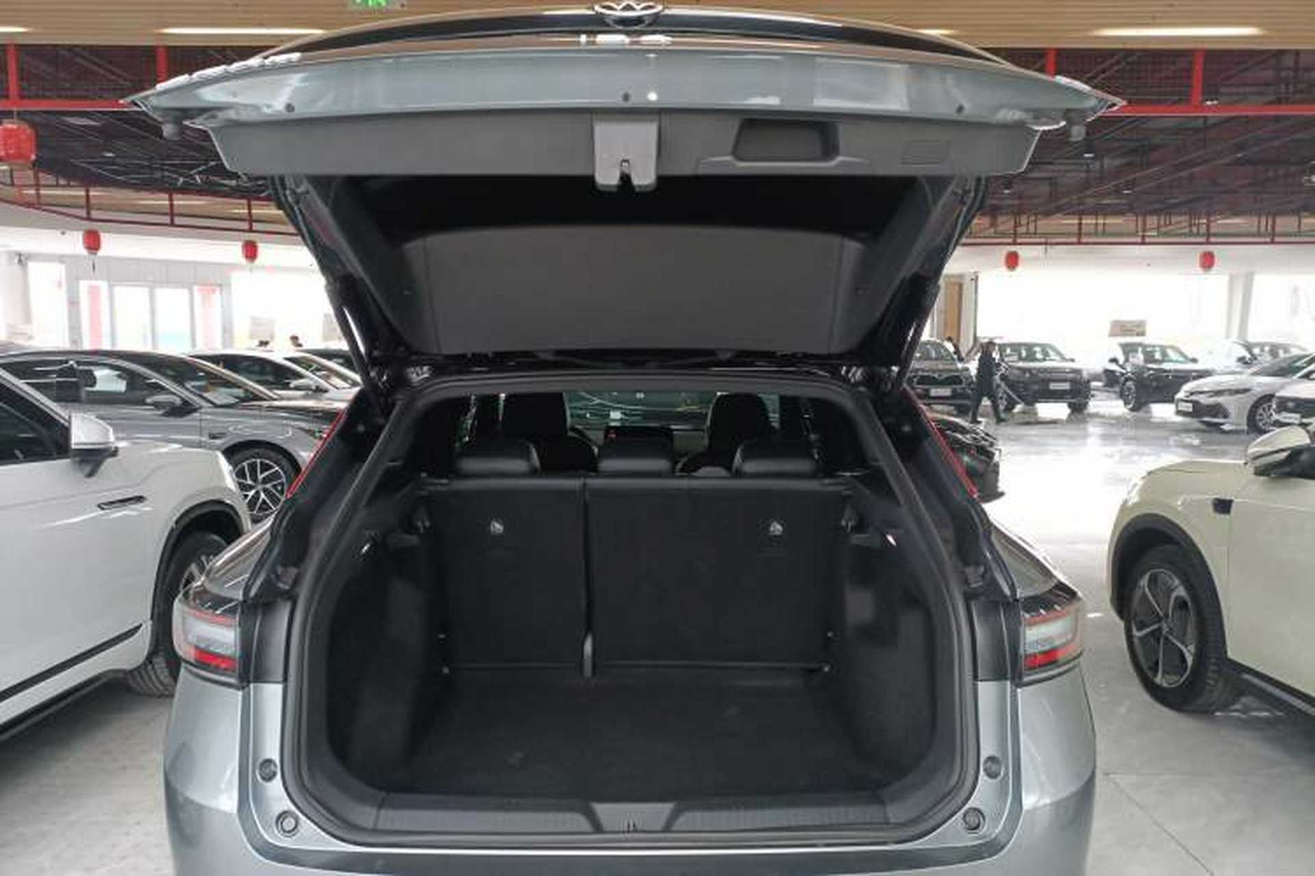 Used Volkswagen ID.4 X 2021 Pure Edition Trunk