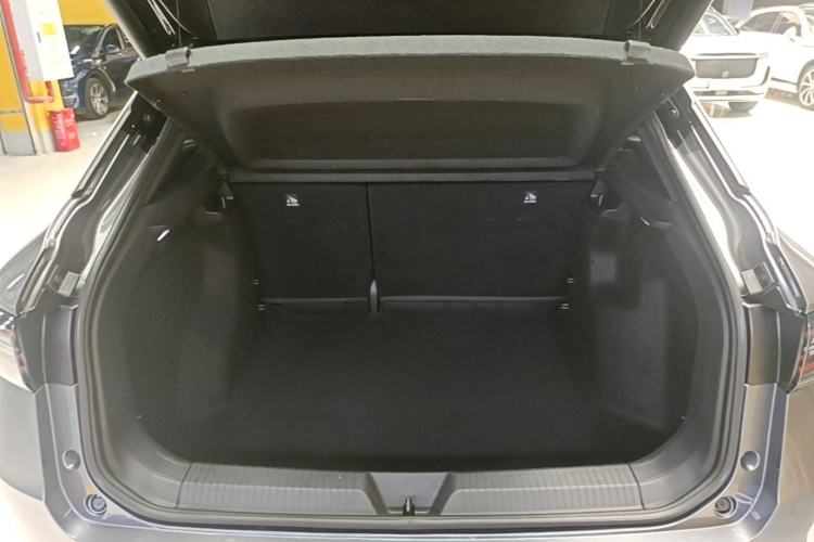 Used Volkswagen ID.4 X 2021 Pro Smart Long-Range Edition Trunk