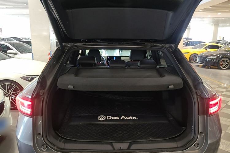 Used Volkswagen ID.4 X 2021 Prime Kinergy Four-Wheel Drive Edition Trunk