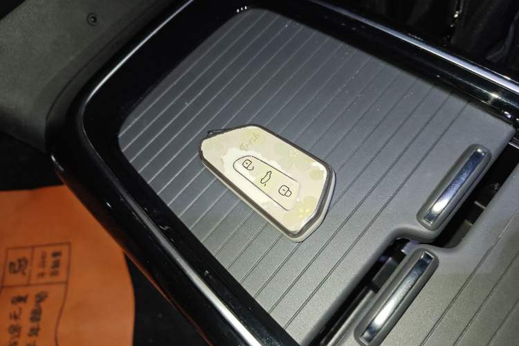 Used Volkswagen ID.4 X 2021 Pure+ Long-Range Edition Vehicle Key