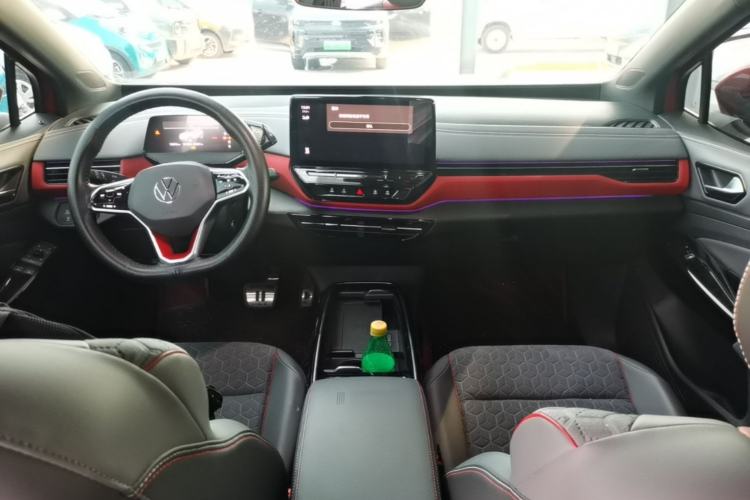 Used Volkswagen ID.4 X 2021 Kinergy All-Wheel Drive Early-Bird Edition Center Console