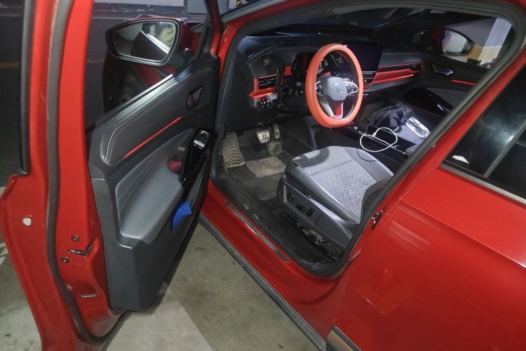 Used Volkswagen ID.4 X 2021 Pro Smart Long-Range Edition Driver Seat