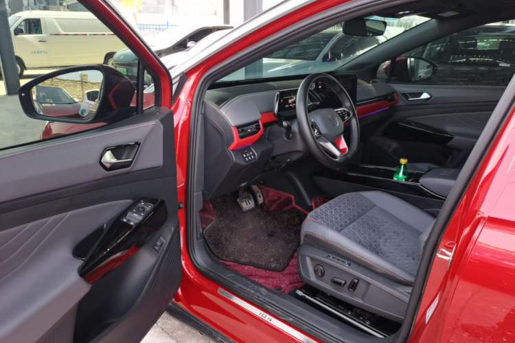 Used Volkswagen ID.4 X 2021 Kinergy All-Wheel Drive Early-Bird Edition Driver Seat