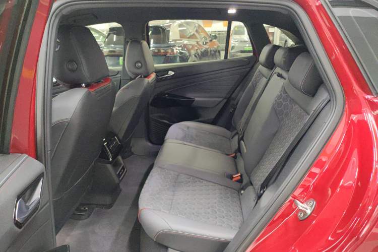 Used Volkswagen ID.4 X 2021 Pro Smart Long-Range Edition Interior 1