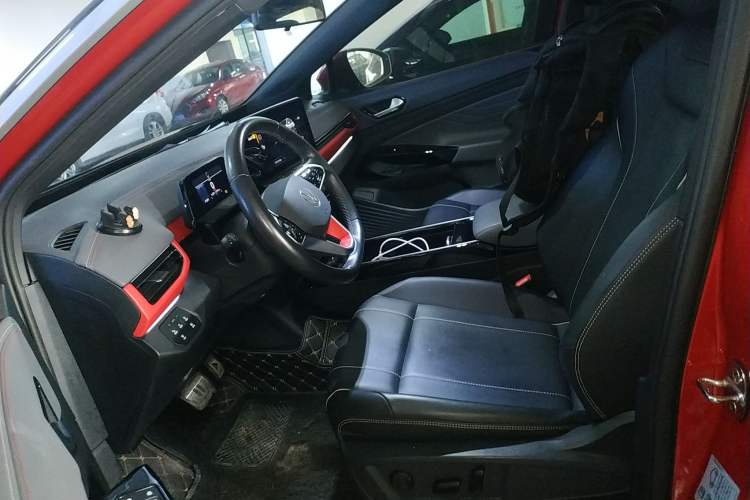 Used Volkswagen ID.4 X 2021 Pure Edition Left Front Seat