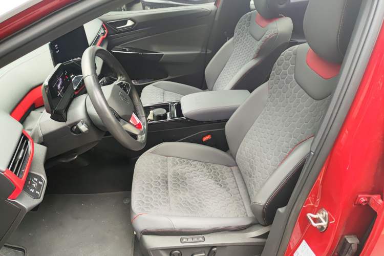 Used Volkswagen ID.4 X 2021 Prime Kinergy Four-Wheel Drive Edition Left Front Seat