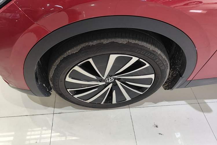 Used Volkswagen ID.4 X 2021 Pro Smart Long-Range Edition Left Front Wheel Hub