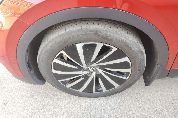 Used Volkswagen ID.4 X 2021 Pro Smart Long-Range Edition Left Front Wheel Hub