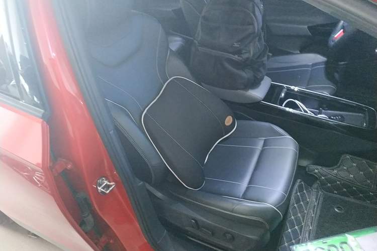 Used Volkswagen ID.4 X 2021 Pure Edition Right Front Seat