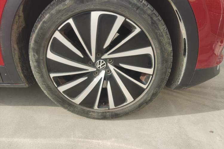 Used Volkswagen ID.4 X 2021 Pro Smart Long-Range Edition Right Front Wheel Hub