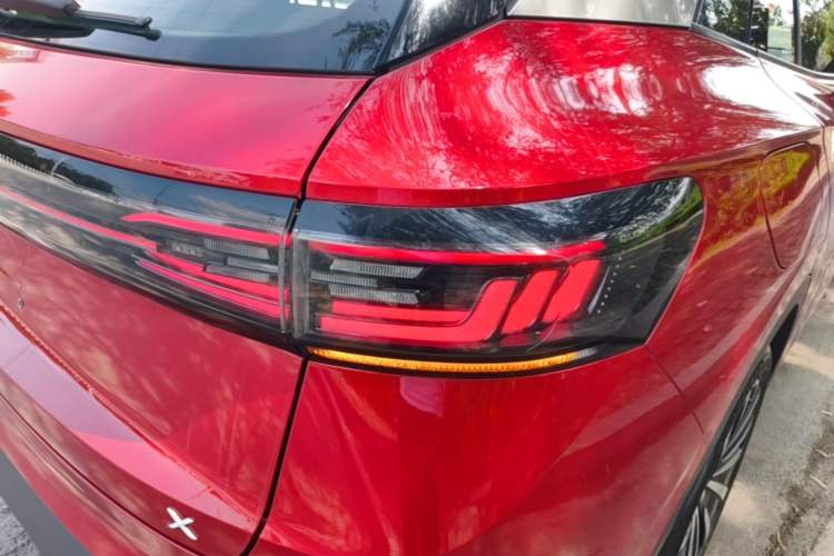 Used Volkswagen ID.4 X 2021 Pro Smart Long-Range Edition Right Rear Taillight