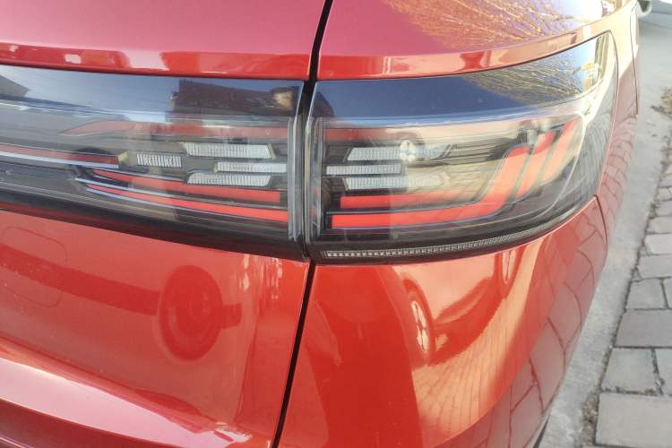 Used Volkswagen ID.4 X 2021 Pro Smart Long-Range Edition Right Rear Taillight