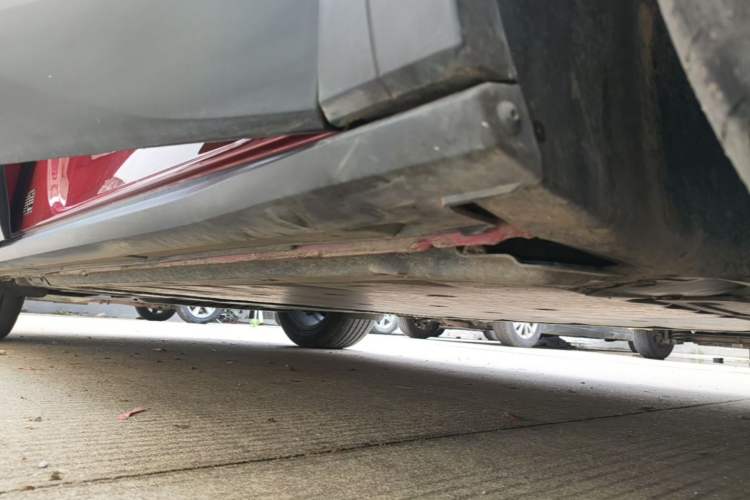 Used Volkswagen ID.4 X 2021 Pure Edition Right Side Sill