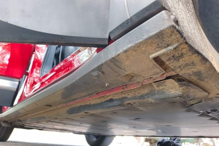 Used Volkswagen ID.4 X 2021 Pro Smart Long-Range Edition Right Side Sill