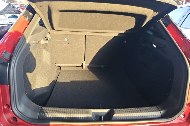 Used Volkswagen ID.4 X 2021 Pure+ Long-Range Edition Trunk