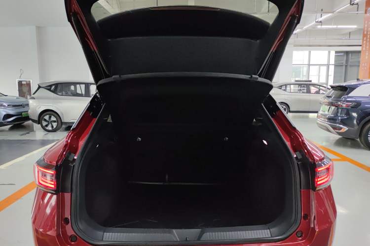 Used Volkswagen ID.4 X 2021 Pro Smart Long-Range Edition Trunk
