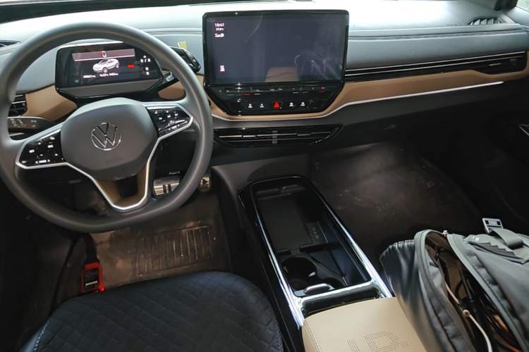 Used Volkswagen ID.4 X 2021 Pure Edition Audio And AC Panel