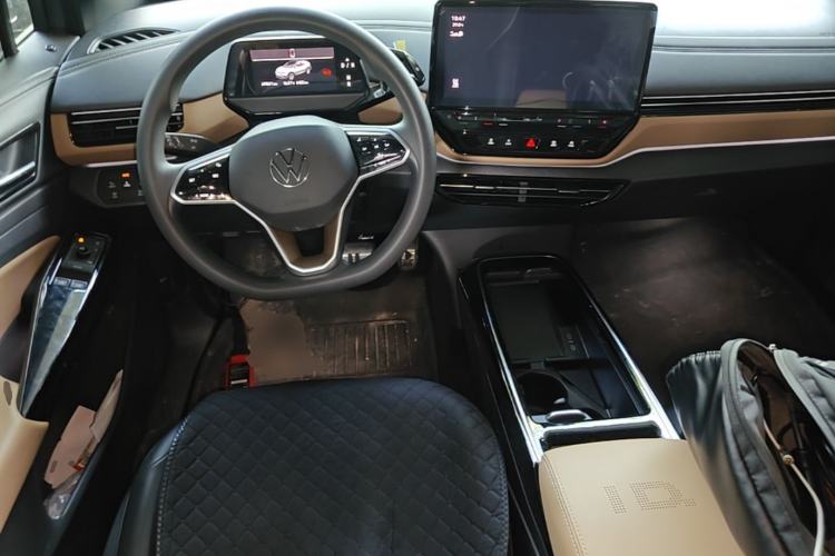 Used Volkswagen ID.4 X 2021 Pure Edition Center Console