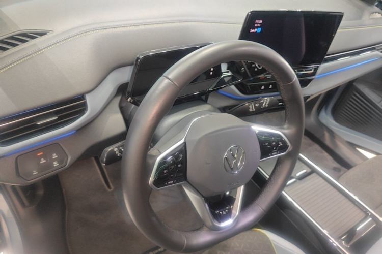 Used Volkswagen ID.4 X 2021 1st Edition ID. First Impression Edition Center Console