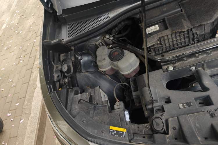 Used Volkswagen ID.4 X 2021 Pro Smart Long-Range Edition Engine Bay Right