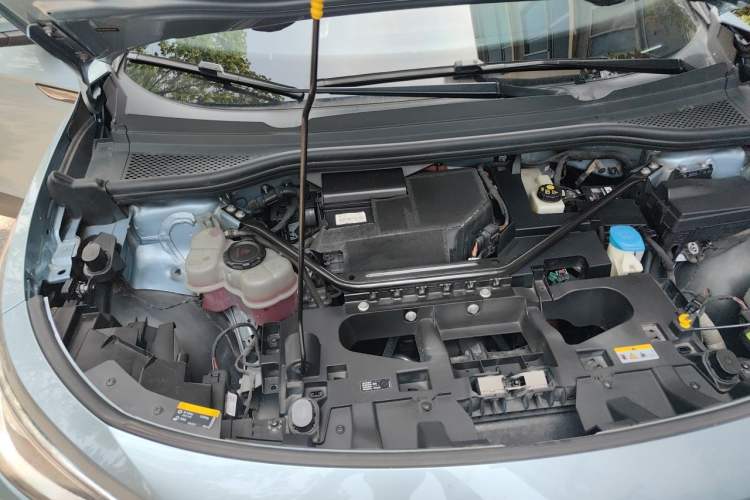 Used Volkswagen ID.4 X 2021 Pure+ Long-Range Edition Engine Bay Right