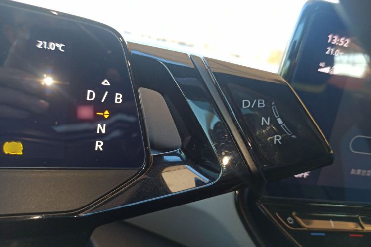 Used Volkswagen ID.4 X 2021 Pro Smart Long-Range Edition Gear Lever
