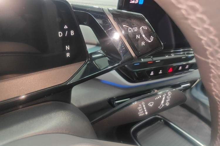 Used Volkswagen ID.4 X 2021 1st Edition ID. First Impression Edition Gear Lever