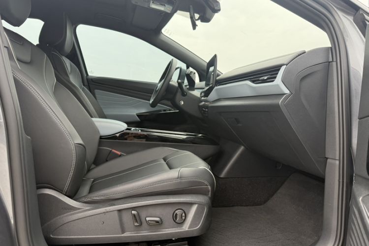 Used Volkswagen ID.4 X 2021 Pure+ Long-Range Edition Interior 1