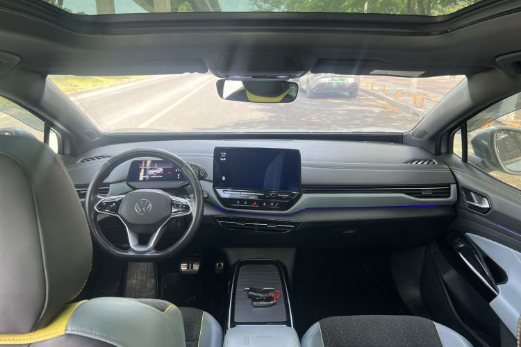 Used Volkswagen ID.4 X 2021 Pro Smart Long-Range Edition Interior 4