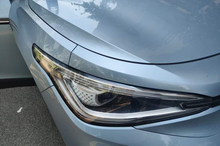 Used Volkswagen ID.4 X 2021 Pure+ Long-Range Edition Right Front Headlight