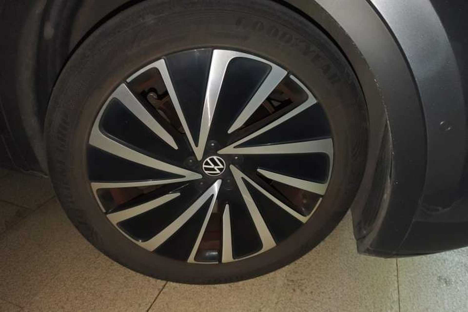 Used Volkswagen ID.4 X 2021 Pro Smart Long-Range Edition Right Front Wheel Hub