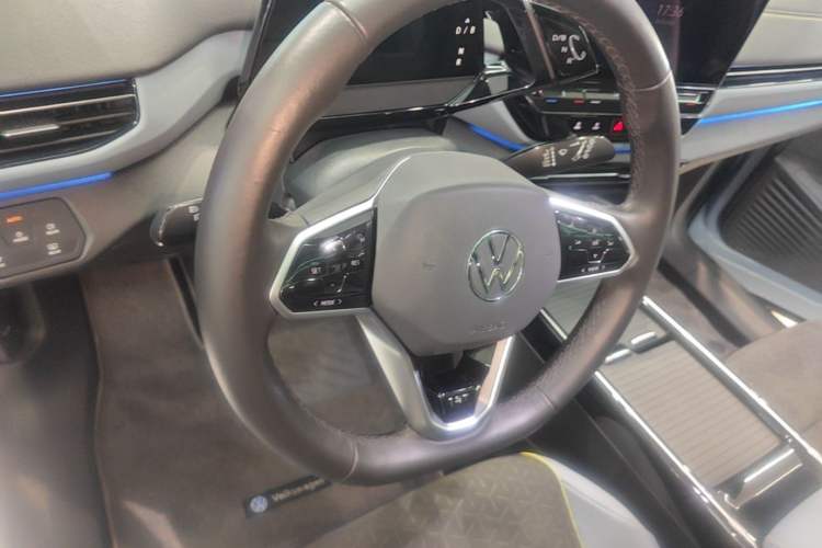 Used Volkswagen ID.4 X 2021 1st Edition ID. First Impression Edition Steering Wheel