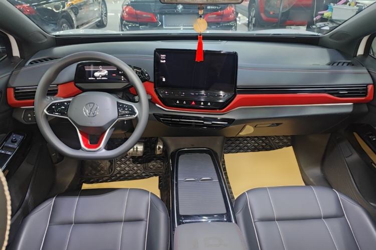 Used Volkswagen ID.4 X 2021 Pure+ Long-Range Edition Center Console